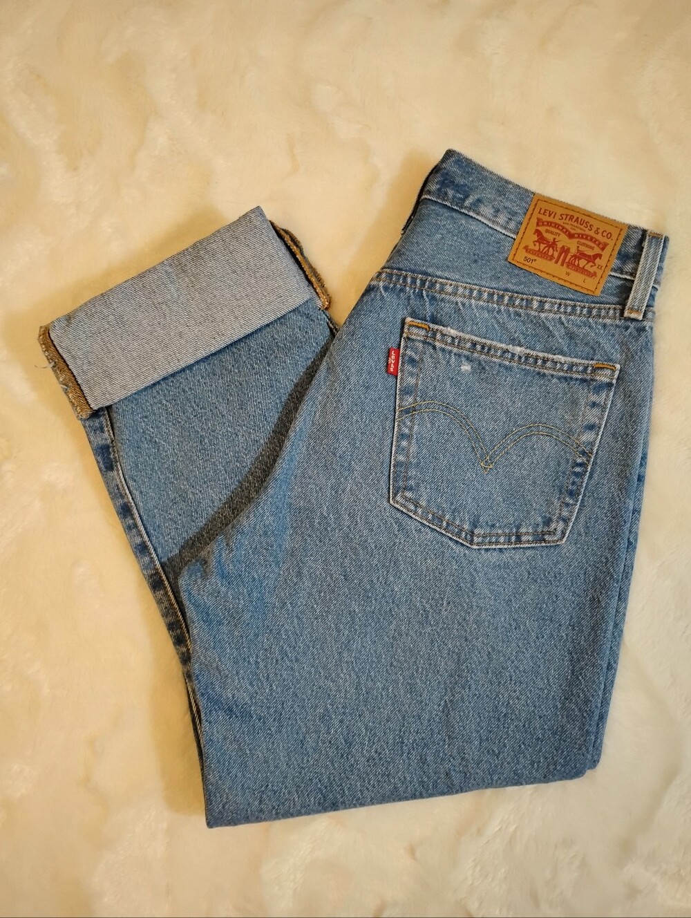 Levi's Light Blue Cropped Ankle Jeans
